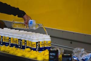 It's So Hot At The Tour of Spain That The Pro Cyclists Are Losing 10 Pounds A Day
